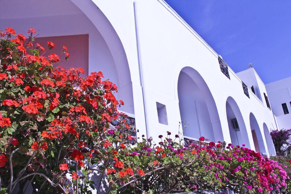 New Haroula Fira (Santorini)