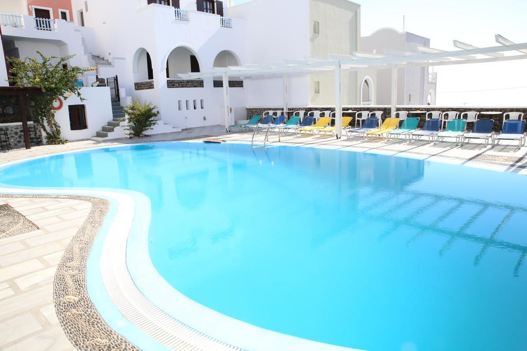 New Haroula Hotel Fira (Santorini)